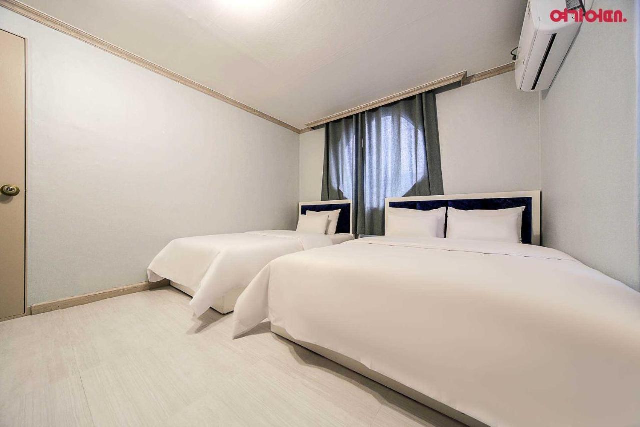 Goodstay Grand Motel Chuncheon Exterior foto