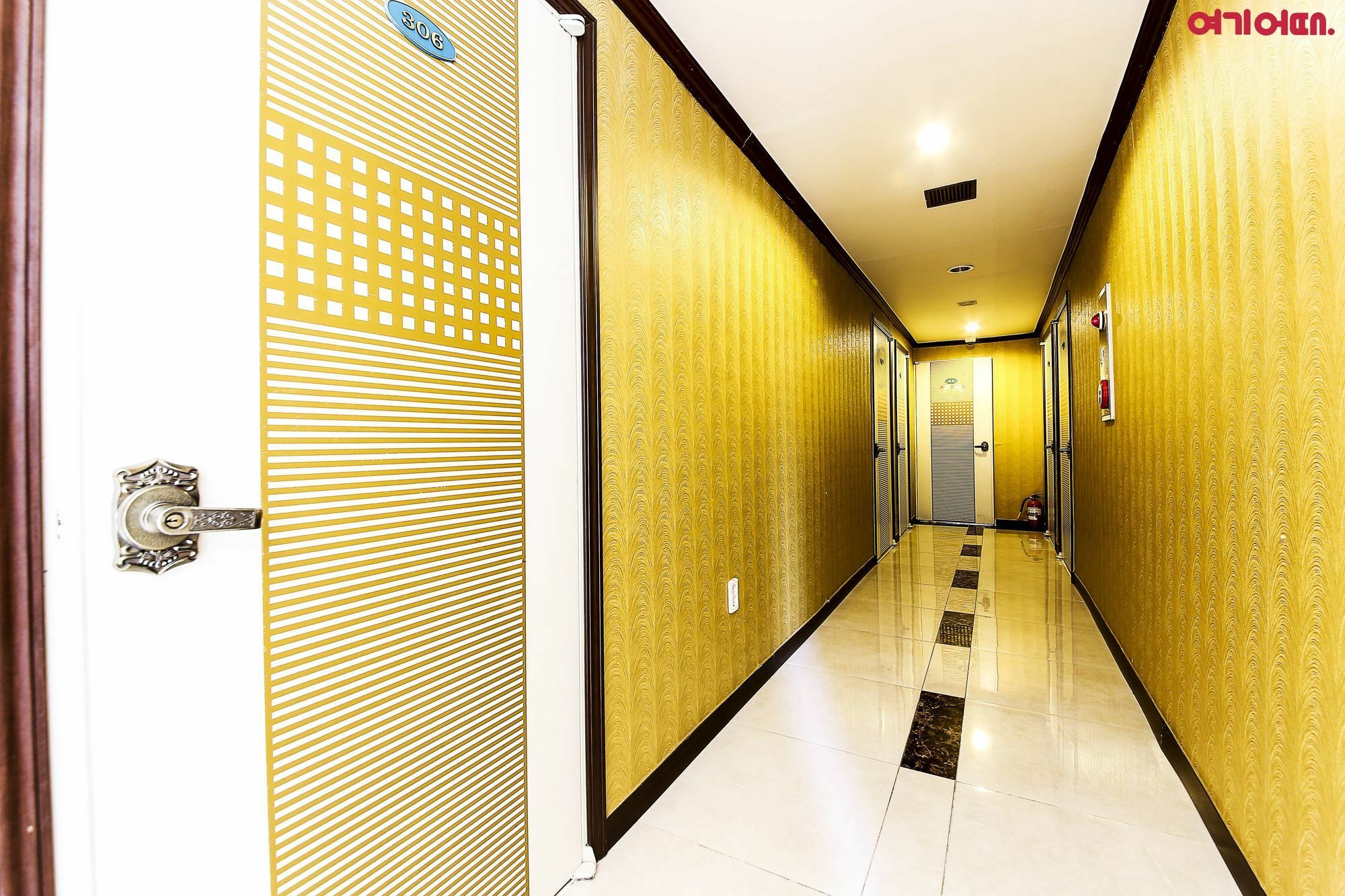 Goodstay Grand Motel Chuncheon Exterior foto